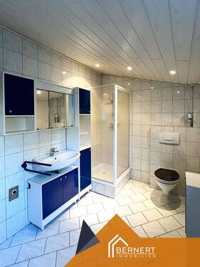 Wohnung 4 DG Badezimmer - 