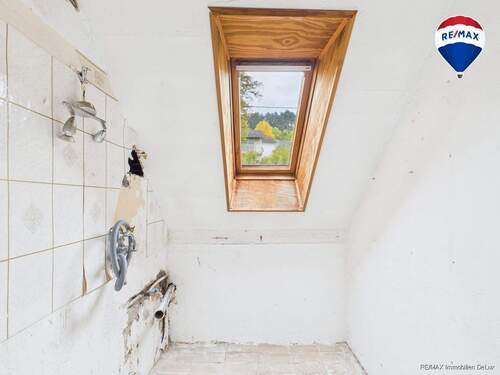 RE/MAX Immobilien DeLux Einfamilienhaus Merzig Bad - 