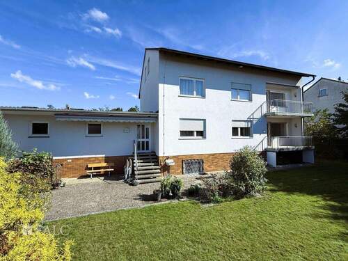 Innenansicht - 9 Zimmer Mehrfamilienhaus, Wohnhaus zum Kaufen in Memmelsdorf