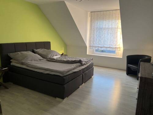 Zimmer 1 - 