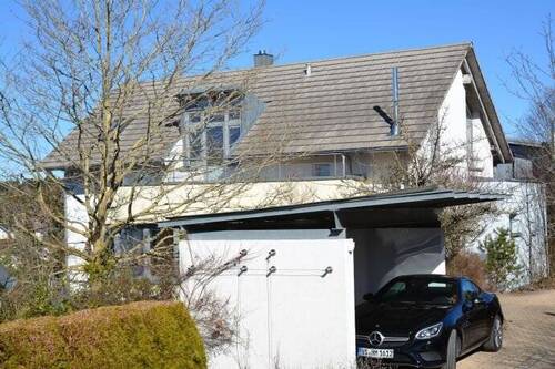 Carport - Etagenwohnung mit 170,00 m² in Villingen-Schwenningen zur Miete