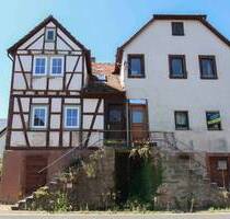 Großes Grundstück mit 2 Häusern & Wertsteigerungspotenzial. Flexibel nutzbar in Erlenbach OT Streit - Erlenbach am Main