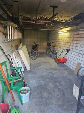 Garage - 
