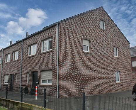 Aussenansicht - 5 Zimmer Reihenendhaus zum Kaufen in Laer