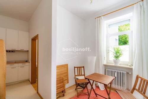 Helle Diele mit Warte-/Empfangsbereich - ATTRAKTIVE 1,5-ZIMMER BÜRO-PRAXISFLÄCHE IN MÜNCHEN-SENDLING