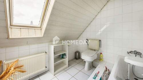 Haus 2 1. OG Badezimmer 1 - 