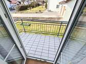 Balkon zur Westseite vom Schlafzimmer aus begehbar - 