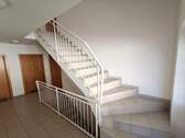 Treppenhaus - Etagenwohnung mit 61,40 m&sup2; in Bad Birnbach zum Kaufen
