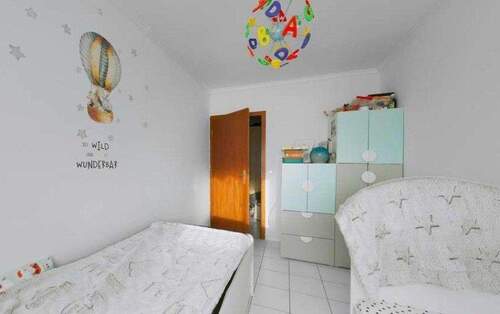 Kinderzimmer - Etagenwohnung mit 84,20 m&sup2; in Frankfurt am Main zum Kaufen