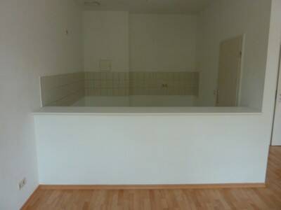 24030-3.jpg - 3 Zimmer Etagenwohnung in Weißenfels