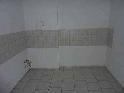 24030-4.jpg - Etagenwohnung mit 74,10 m&sup2; in Weißenfels zur Miete