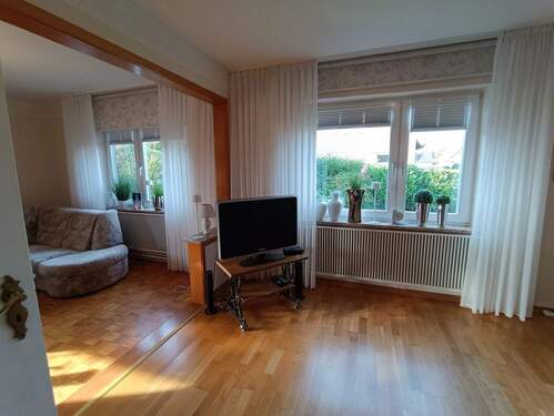 Wohn- und Esszimmer - Einfamilienhaus mit 130,00 m&sup2; in Varel zum Kaufen