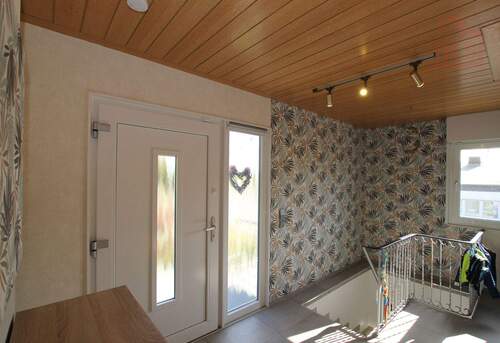 EG Eingangsbereich - 5 Zimmer Einfamilienhaus in Wallerfangen / Bedersdorf
