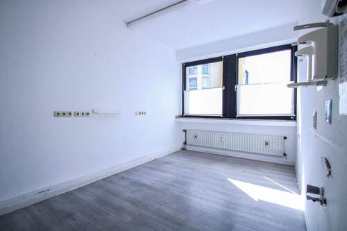 Behandlungszimmer - Büro in Krefeld