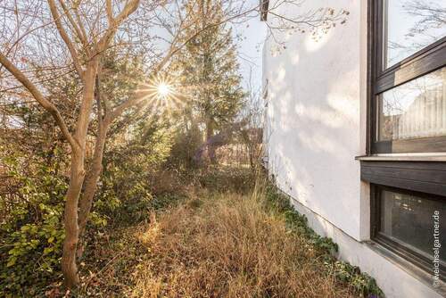 Östlicher Grundstücksbereich - 