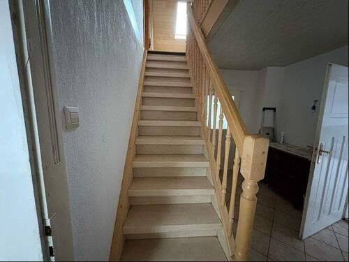 Treppe - EG zum DG - 