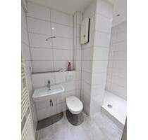 Erdgeschosswohnung mit modernem Bad... - Oberhausen Osterfeld-West