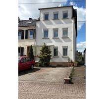 Saarwellingen-OT: 1 Fam.-Haus mit Garten in ruhiger Lage