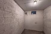 Abstellraum links vom Treppenhaus - 