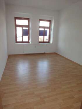 Zimmer1 - 3 Zimmer Etagenwohnung zur Miete in Chemnitz