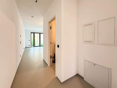 Eingangsbereich/Flur - 1-Zimmer-Neubauwohnung in Wilmersdorf