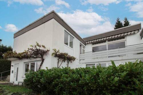 Ansicht - Gemeinsam Zuhause: Stilvolles Familien- & Mehrgenerationenhaus im Emmertsgrund in Heidelberg