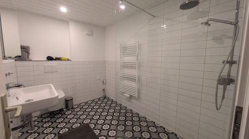Stilgerechtes neues Bad - 
