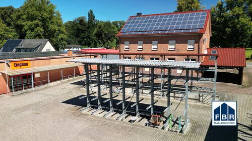 Freiflächen vor dem Objekt - Halle zur Miete in Lützow