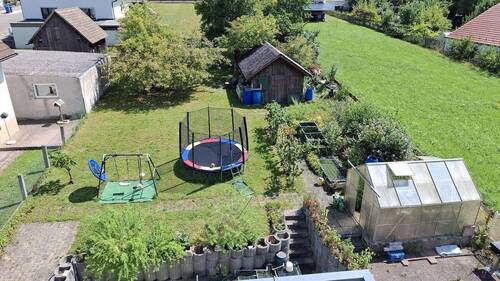 Garten/Gewächshaus, Spielplatz - 