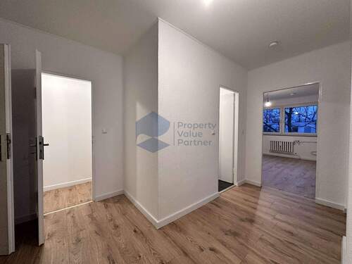 Flur - Etagenwohnung mit 59,50 m&sup2; in Wolfsburg zur Miete