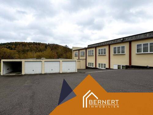 Garagen / Stellplätze - 