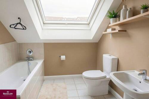 Badezimmer nach einer möglichen Renovierung - 