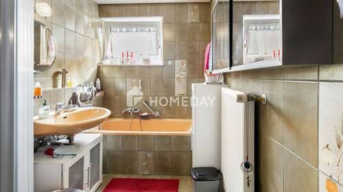 1. OG Badezimmer 1 - 