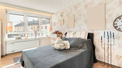 1. OG Schlafzimmer 2 1 - 