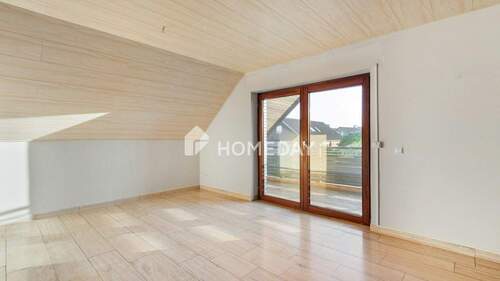 1. OG Wohnzimmer 1 - 