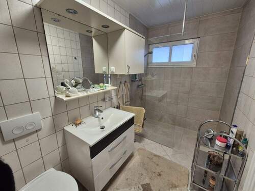 Duschbad Erdgeschoss - 