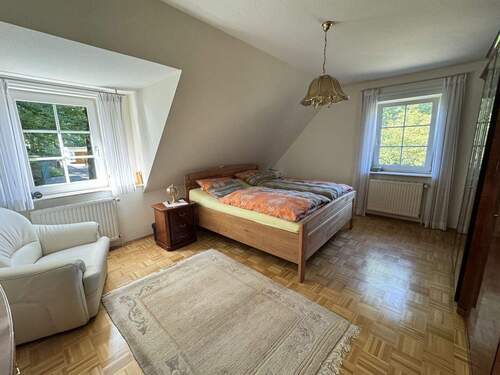 Schlafzimmer im OG - 