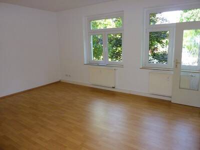 19019-4.jpg - Etagenwohnung mit 81,00 m&sup2; in Weißenfels zur Miete