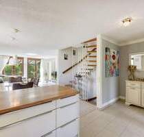 +++ TOP gepflegt & modernisiert - sonnig & ruhig - 1-Fam.-REH - 2 Bäder mit Fenster - Hobbyraum, Pelletkamin, EBK, TG... - Stuttgart Stammheim