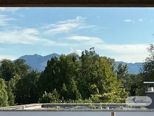 Aussicht Dachterrasse - 5 Zimmer Doppelhaushälfte zum Kaufen in Rosenheim