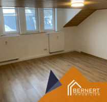Erstbezug nach Sanierung - 520,00&nbsp;EUR Kaltmiete, ca.&nbsp; 102,00&nbsp;m&sup2;&nbsp;Wohnfl&auml;che in Oelsnitz/Vogtl. (PLZ: 08606)