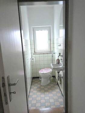 WC - 