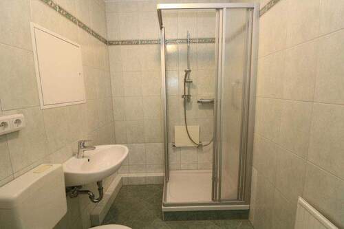 Bad - 3 Zimmer Etagenwohnung zur Miete in Freiberg