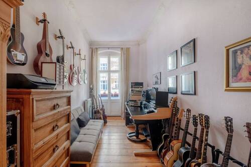 Zimmer 1 - 3 Zimmer Etagenwohnung zum Kaufen in Berlin