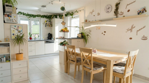 Koch- und Essbereich - 4 Zimmer Einfamilienhaus in Fellheim