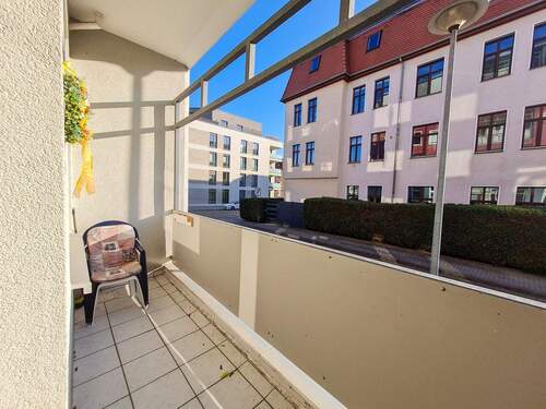 großzügiger Balkon - 