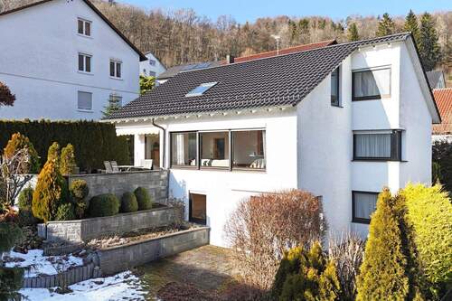 Südost-Ansicht - 7 Zimmer Einfamilienhaus zum Kaufen in Albstadt