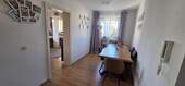 Essecke mit Blick ins Schlafzimmer - Etagenwohnung mit 84,00 m² in Nördlingen zur Miete