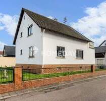 EFH mit 2 WE, Vorgarten und Werkstatt in Hagenbach: Ihr Platz für Familie, Generationen und Ideen