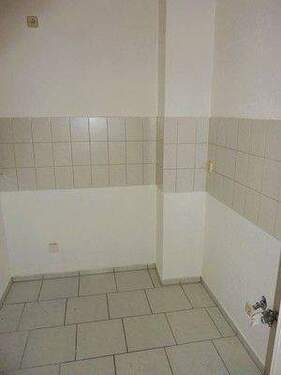 17042-4.jpg - Etagenwohnung mit 41,00 m&sup2; in Weißenfels zur Miete